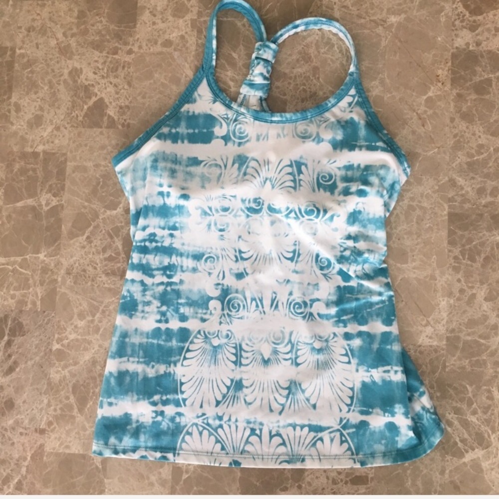 Athleta tie-dye Racerback tanktop with bra